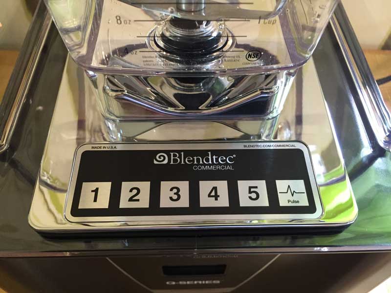 Blendtec Space Saver 825 Hochleistungsmixer